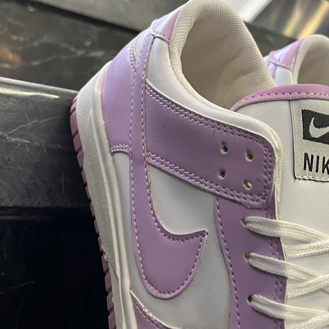 کفش کتانی زنانه نایک جردن 1 صورتی Nike Jordan 1