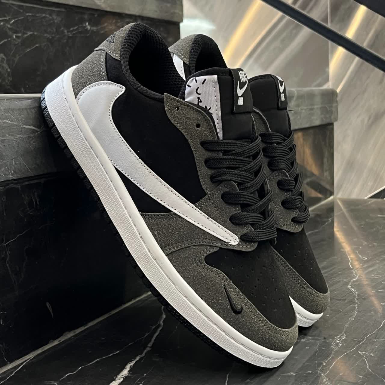 کفش کتانی مردانه نایک ترویس مشکی طوسی NIKE travis scott