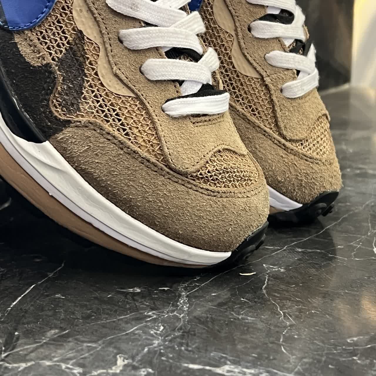 کتانی مردانه اورجینال نایک ساکای Nike Sacai Vaporwaffle