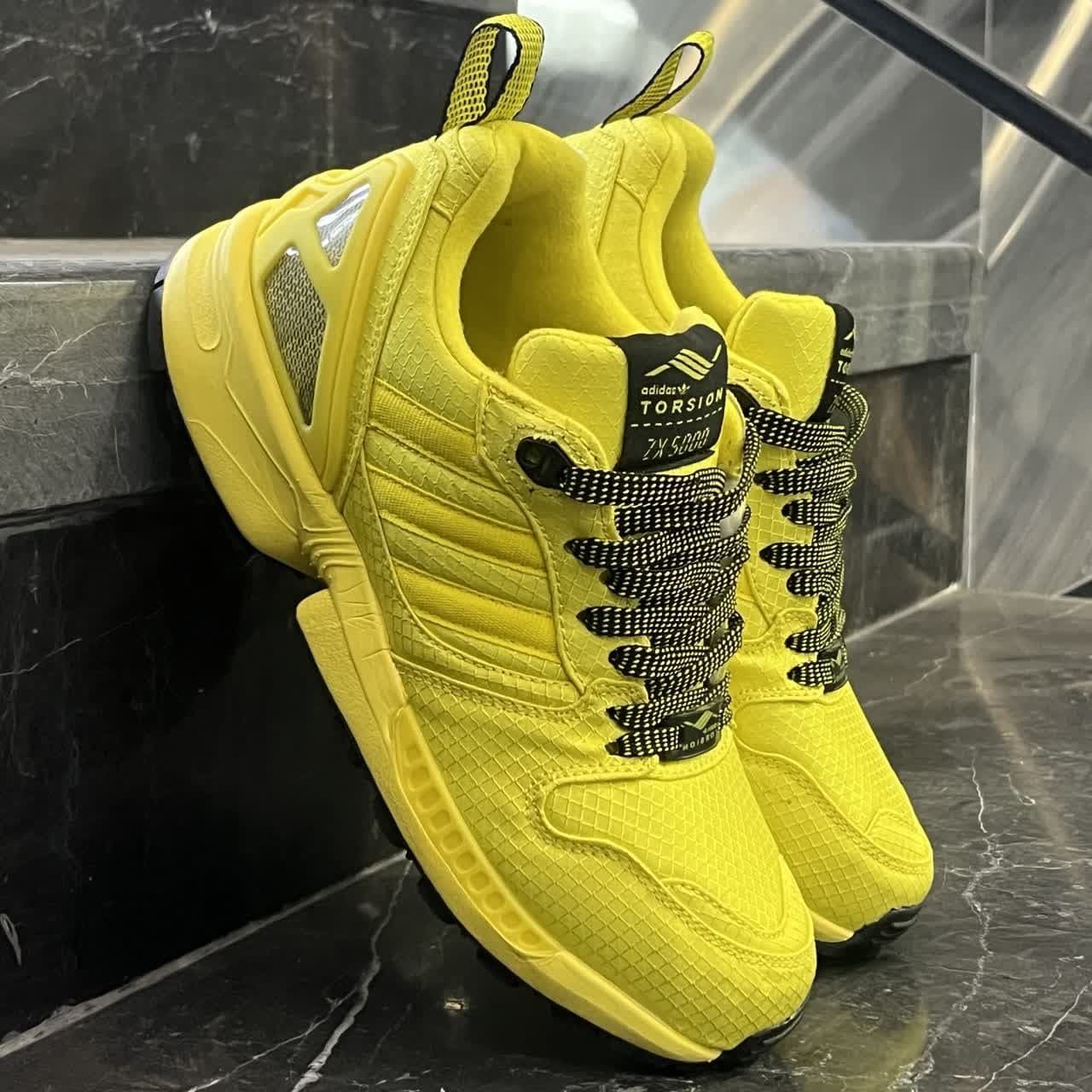کفش کتانی مردانه آدیداس زد ایکس 5000 تورشن سفارش کره Adidas ZX 5000