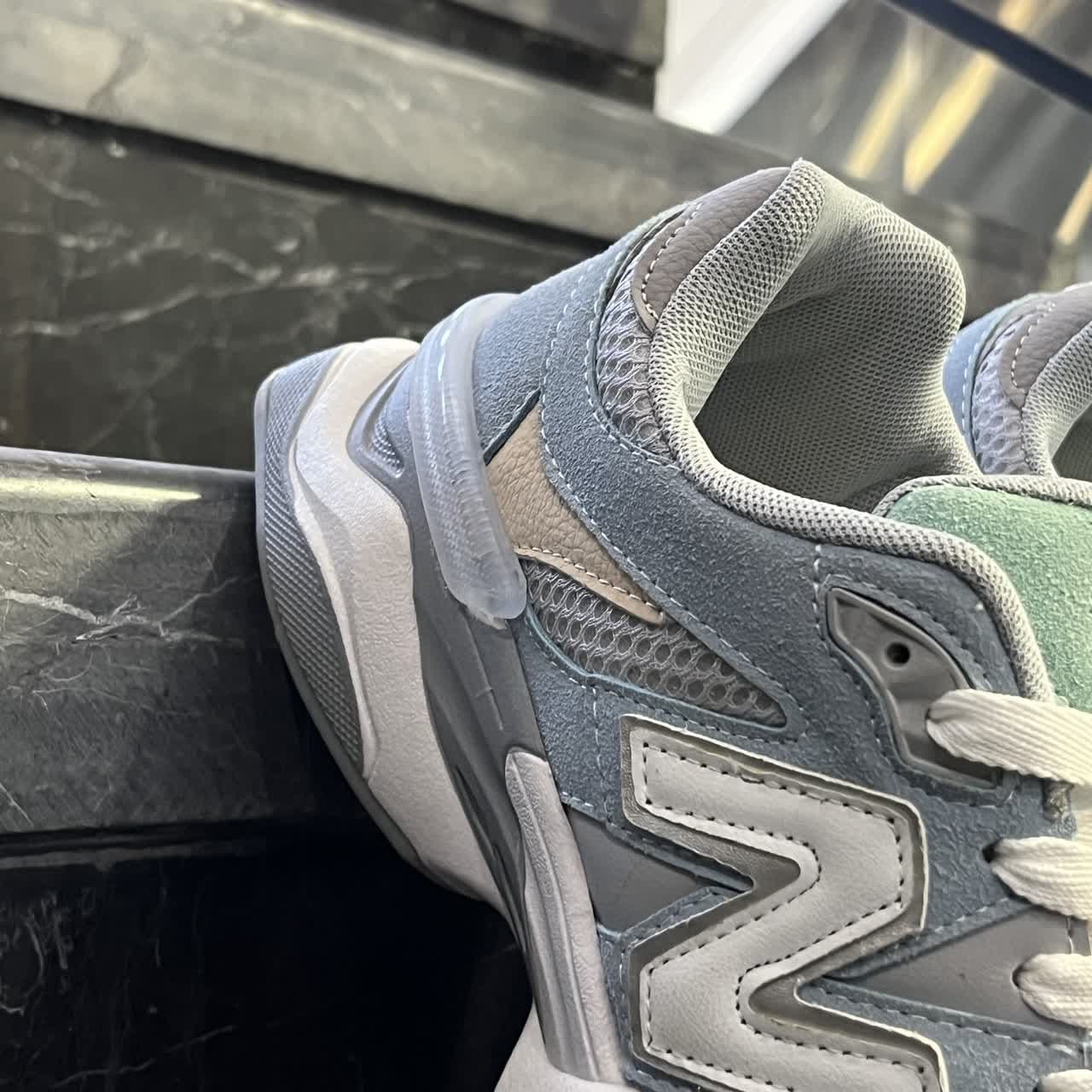 کفش کتانی مردانه نیوبالانس 9060 آبی طوسی New Balance 9060