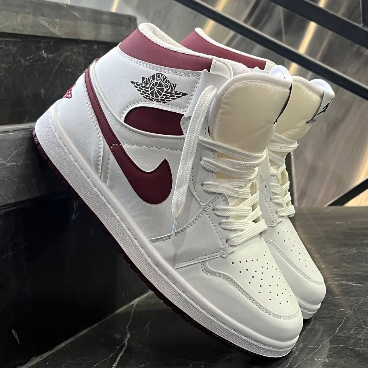 کفش کتانی مردانه جردن 1 ساقدار سفید چری Nike Jordan 1