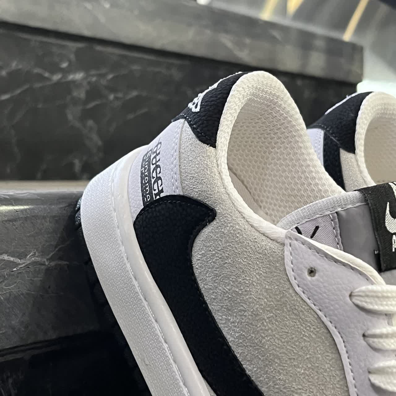 کفش کتانی مردانه نایک ترویس سفید نایک مشکی NIKE travis scott