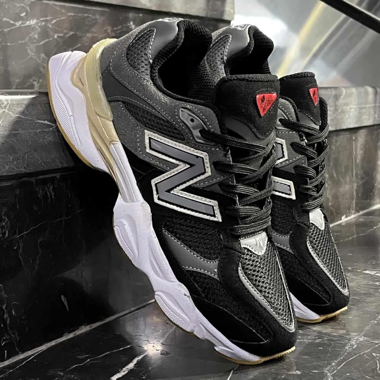 کفش کتانی مردانه نیوبالانس 9060 مشکی طوسی New Balance 9060
