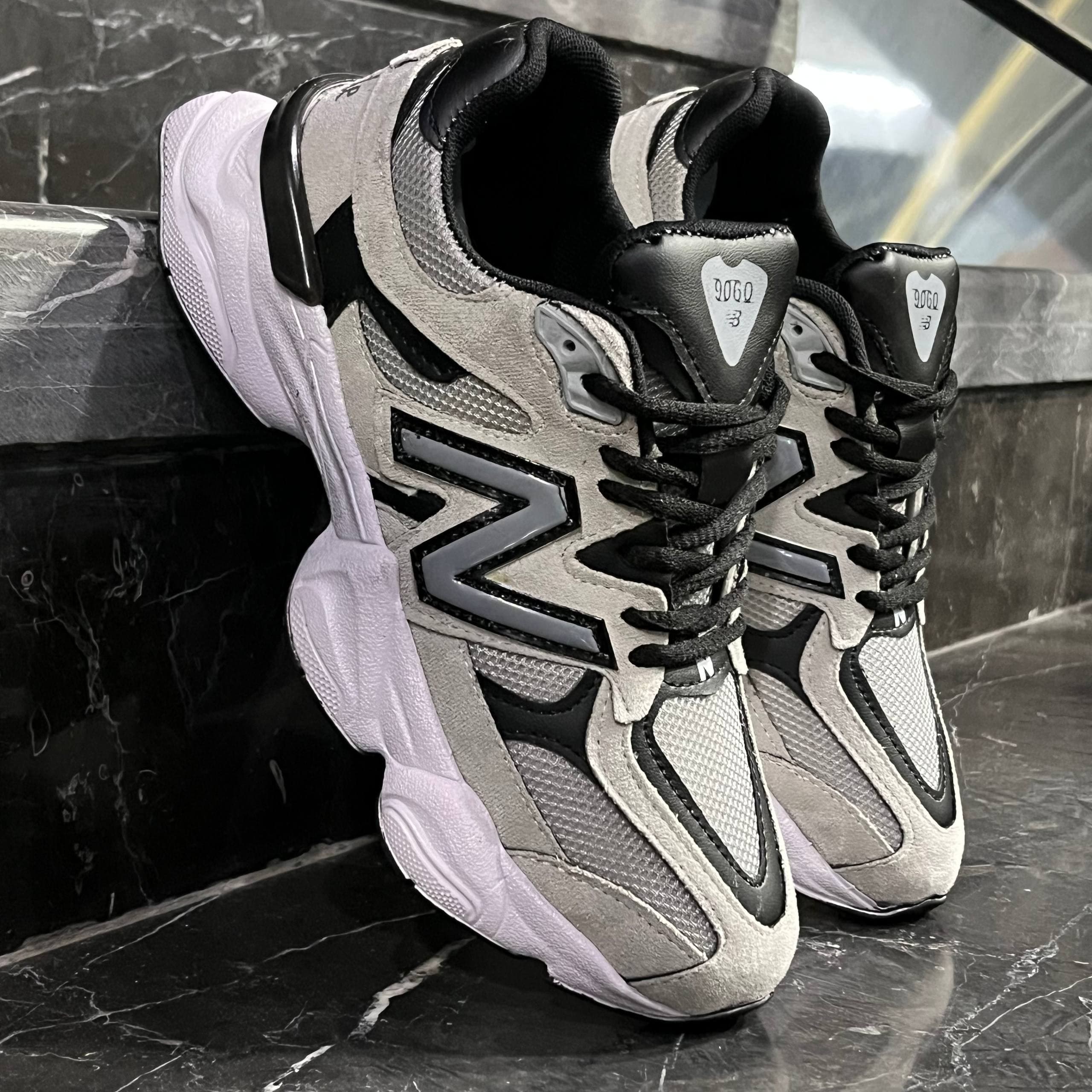 کفش کتانی مردانه نیوبالانس 9060 طوسی مشکی New Balance 9060