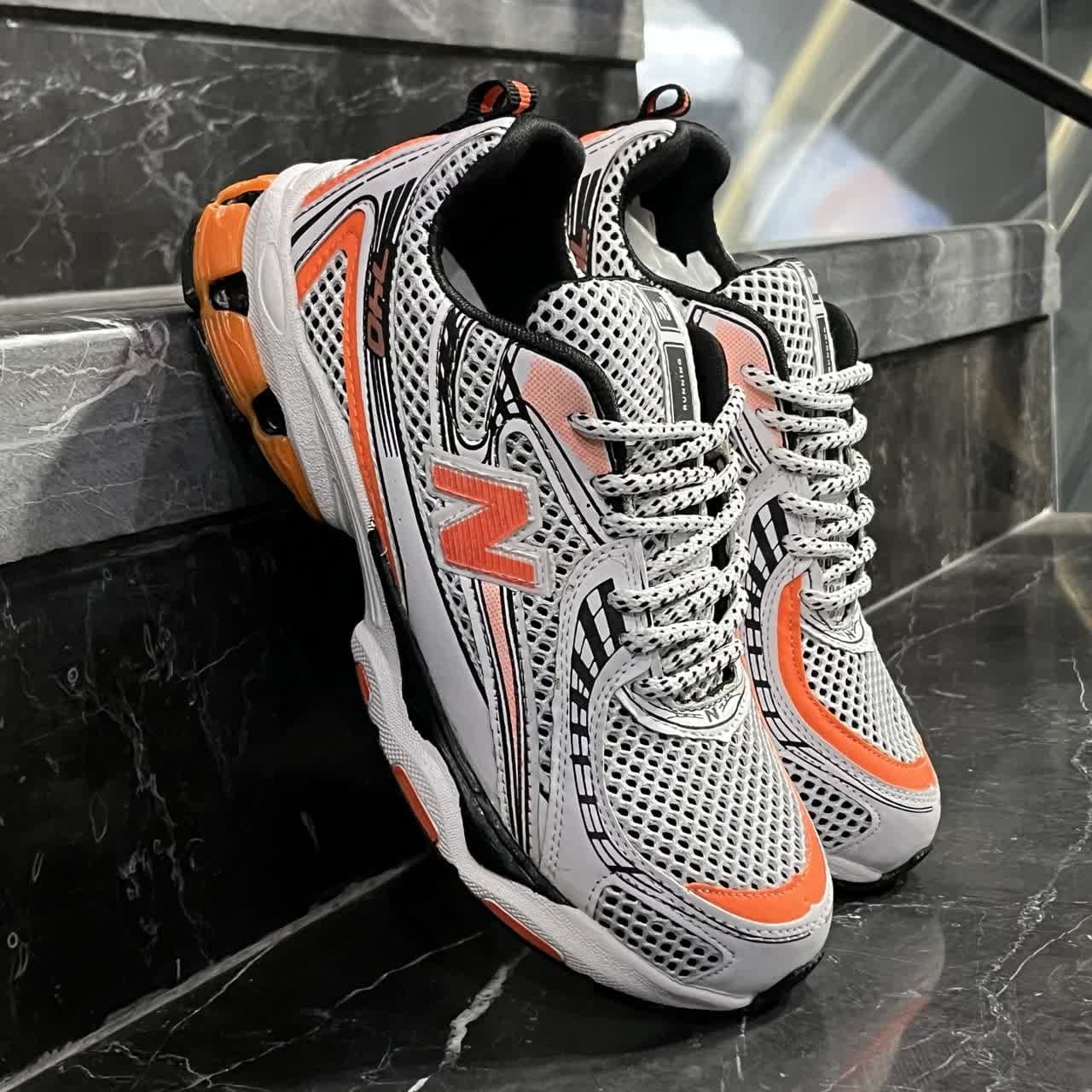 کفش کتانی مردانه نیوبالانس رانینگ سفید نارنجی  New Balance