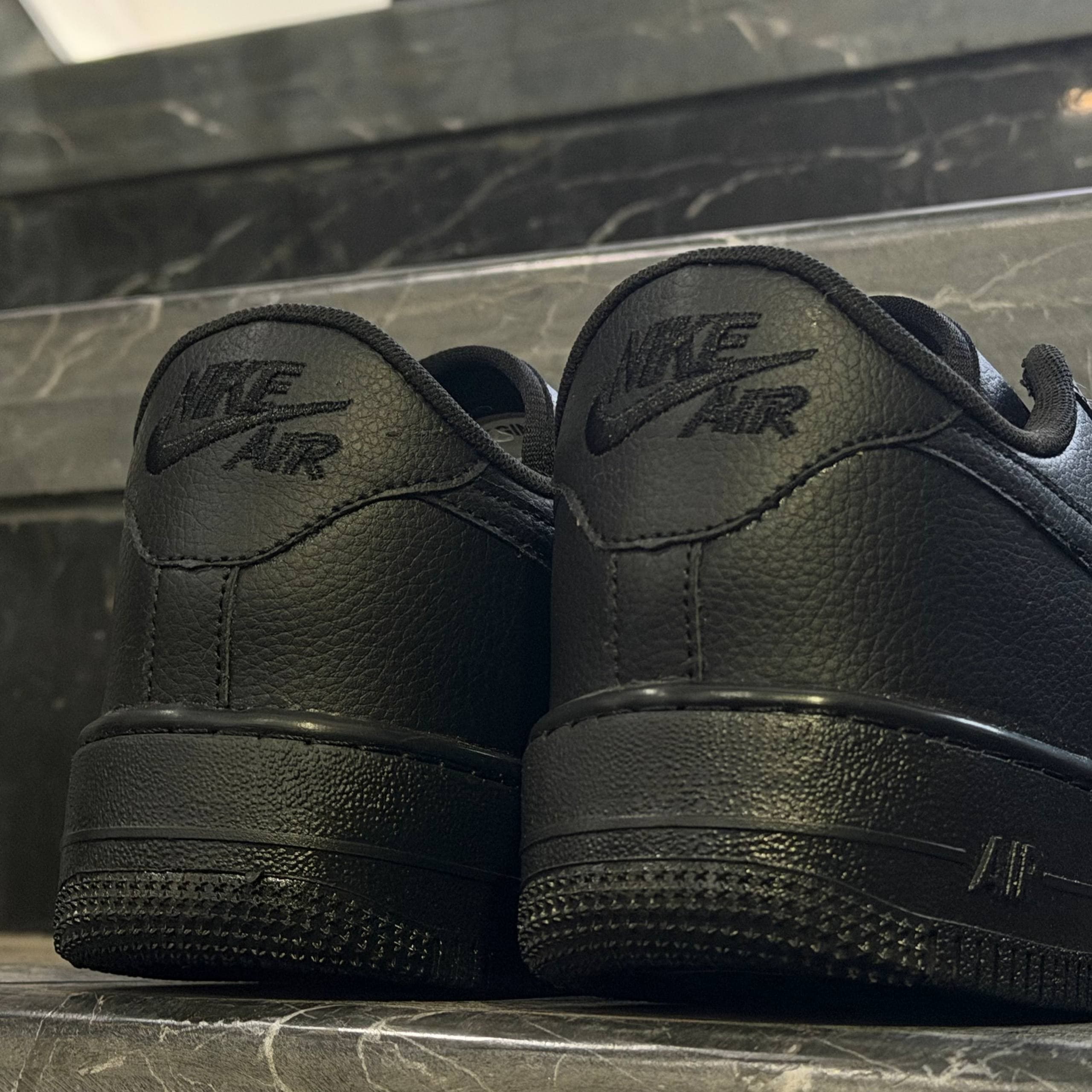 کفش کتانی مردانه نایک ایرفورس مشکی تمام Nike Air Force