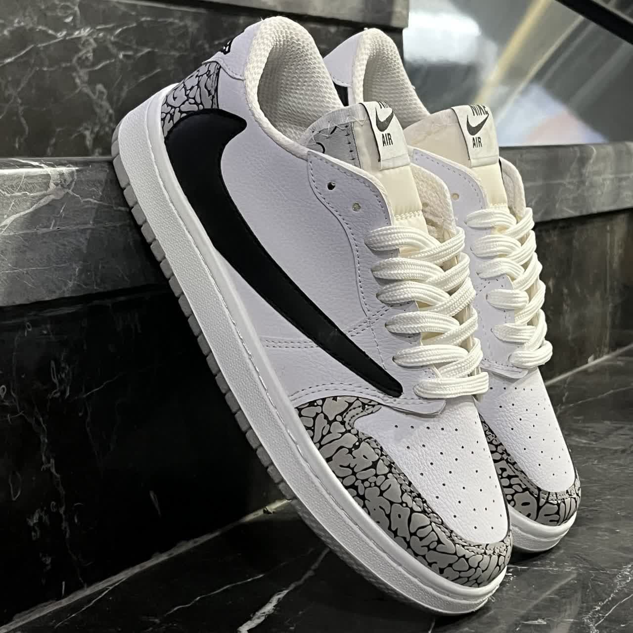 کفش کتانی مردانه نایک ترویس سفید NIKE travis scott