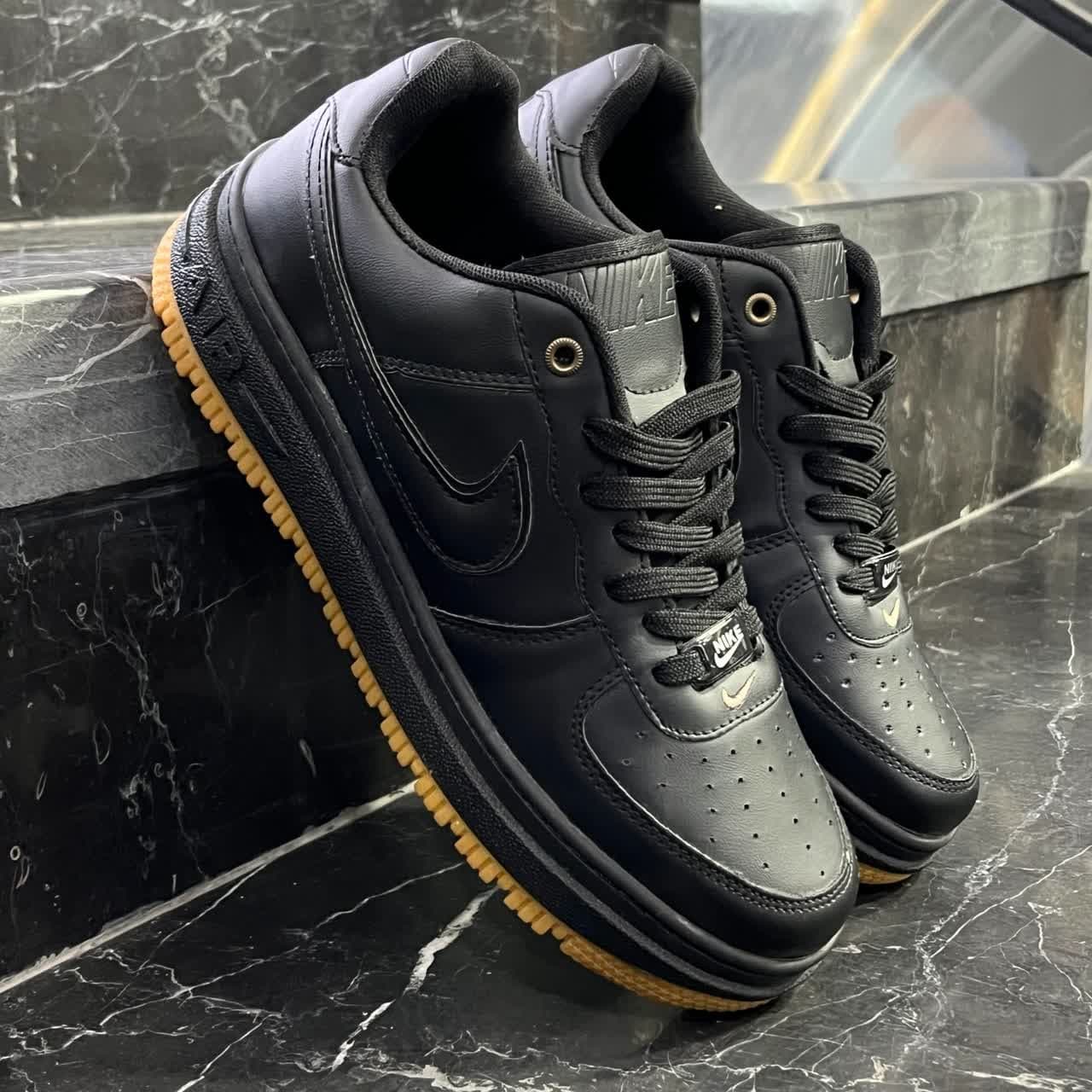 کفش کتانی مردانه نایک ایرفورس مشکی تمام تک سایز 43 Nike Air Force