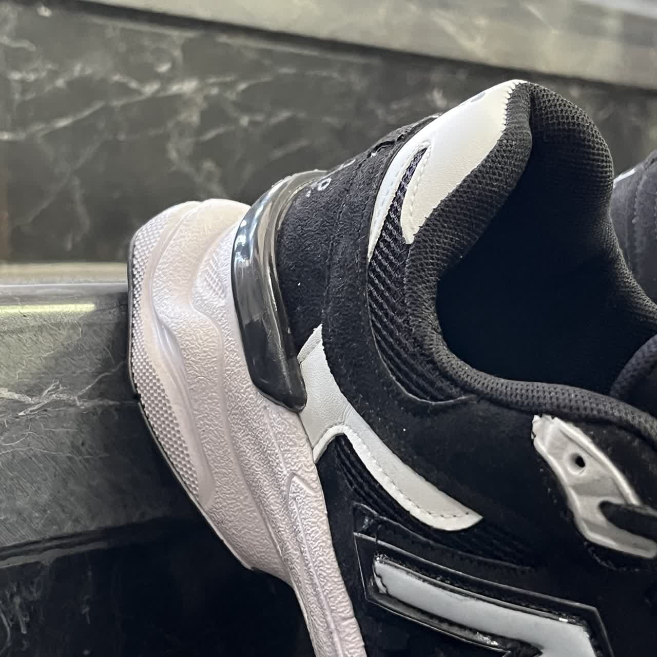 کفش کتانی مردانه نیوبالانس 9060 مشکی New Balance 9060
