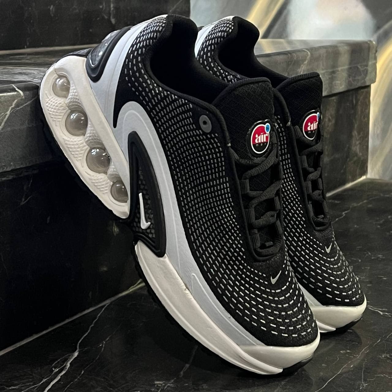 کفش کتانی نایک ایرمکس زیره کپسولی مشکی سفید Nike Air Max Dn