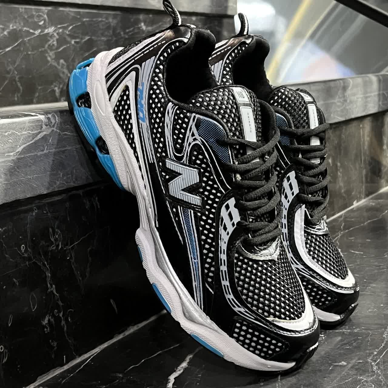 کفش کتانی مردانه نیوبالانس رانینگ مشکی آبی New Balance