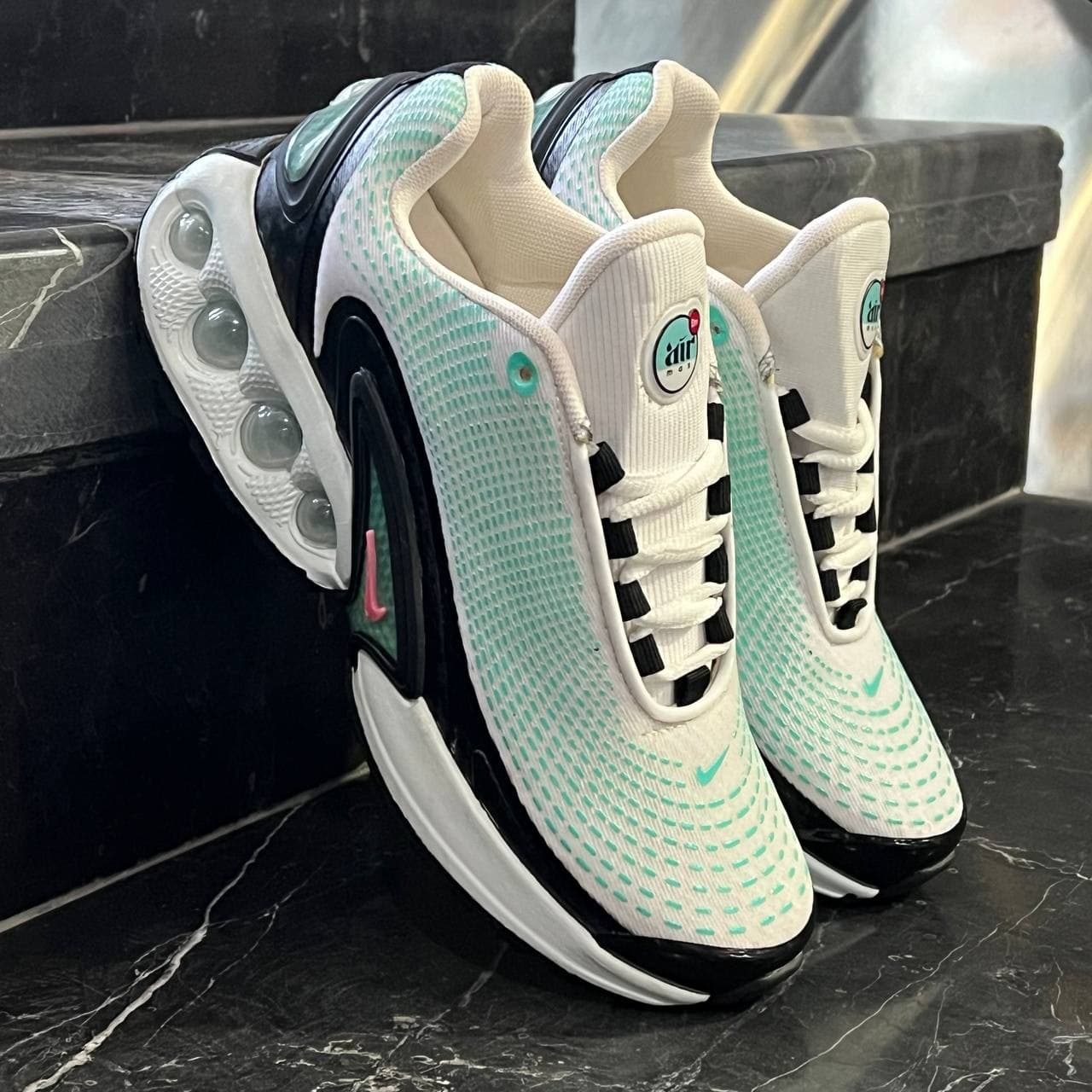 کفش کتانی مردانه نایک ایر مکس زیره کپسولی سبز سفید Nike Air Max Dn