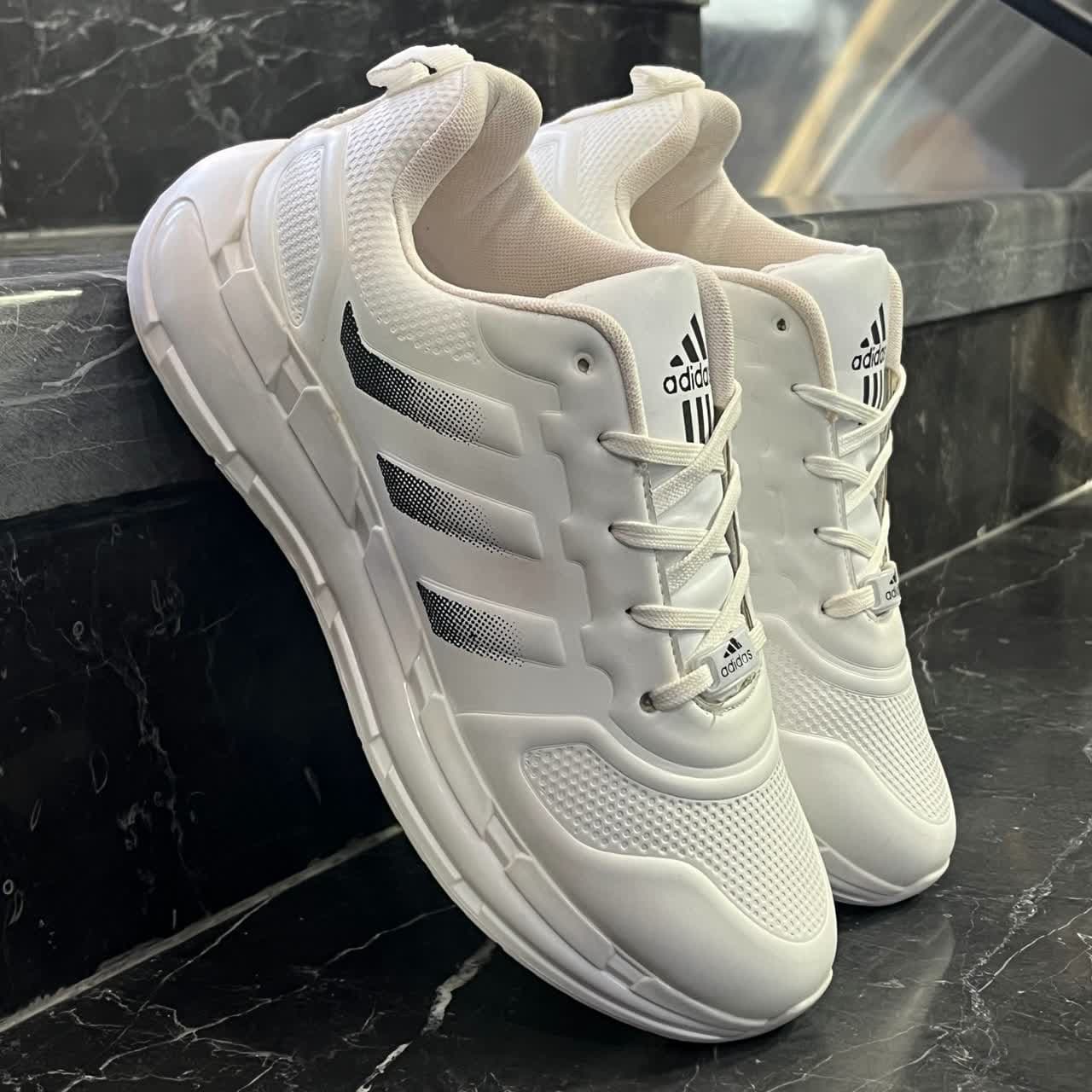 کفش کتانی مردانه آدیداس کمل Adidas