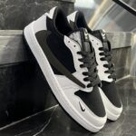 کفش کتانی مردانه نایک ترویس مشکی سفید نایک یشمی NIKE travis scott