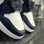 کفش کتانی مردانه نایک جردن 1 ساقدار آبی سرمه ای Nike Jordan 1 - تصویر 3