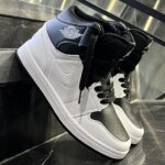 کفش کتانی مردانه نایک جردن 1 ساقدار سفید مشکی Nike Jordan 1