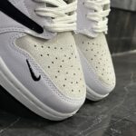 کفش کتانی مردانه نایک ترویس سفید نایک مشکی NIKE travis scott - تصویر 3