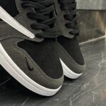 کفش کتانی مردانه نایک ترویس مشکی طوسی NIKE travis scott - تصویر 3