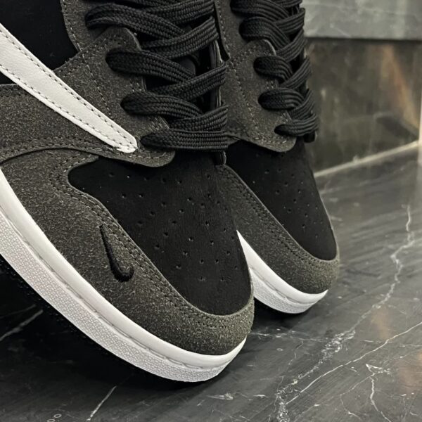 کفش کتانی مردانه نایک ترویس مشکی طوسی NIKE travis scott - تصویر 3