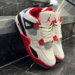کفش کتانی مردانه نایک جردن 4 سفید قرمز Jordan 4