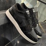 کفش کتانی مردانه نایک جردن 1 مشکی ورنی حراجی Nike Jordan 1