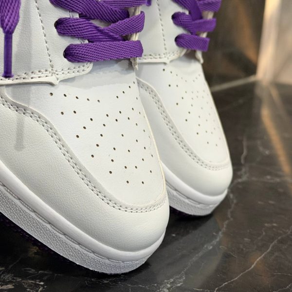 کفش کتانی مردانه نایک جردن 1 ساقدار سفید بنفش Nike Jordan 1 - تصویر 3