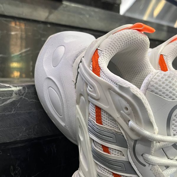 کفش کتانی مردانه آدیداس دیلاکس سفید نارنجی Adidas Deluxe - تصویر 3