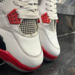 کفش کتانی مردانه نایک جردن 4 سفید قرمز Jordan 4 - تصویر 2