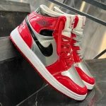 کفش کتانی مردانه نایک جردن 1 ساقدار قرمز نقره ای ورنی Nike Jordan 1